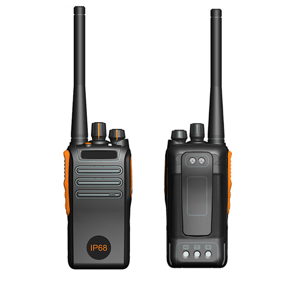 Analogue two way radio
