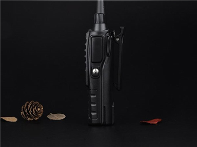How to choose walkie-talkie for outdoor travel
